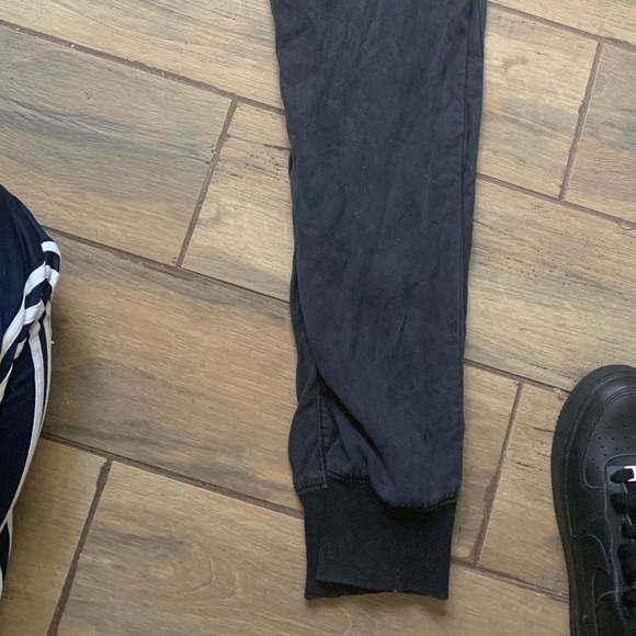 🔴 True religion jogger pants - Picture 6 of 6